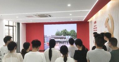 華夏光電 | 原來(lái)黨建活動(dòng)可以這么酷！